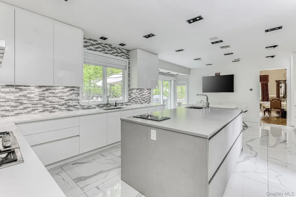1 Litman Lane Suffern NY 10901