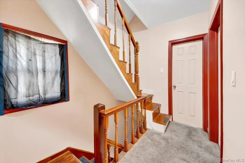 764 E 230th Street Bronx NY 10466