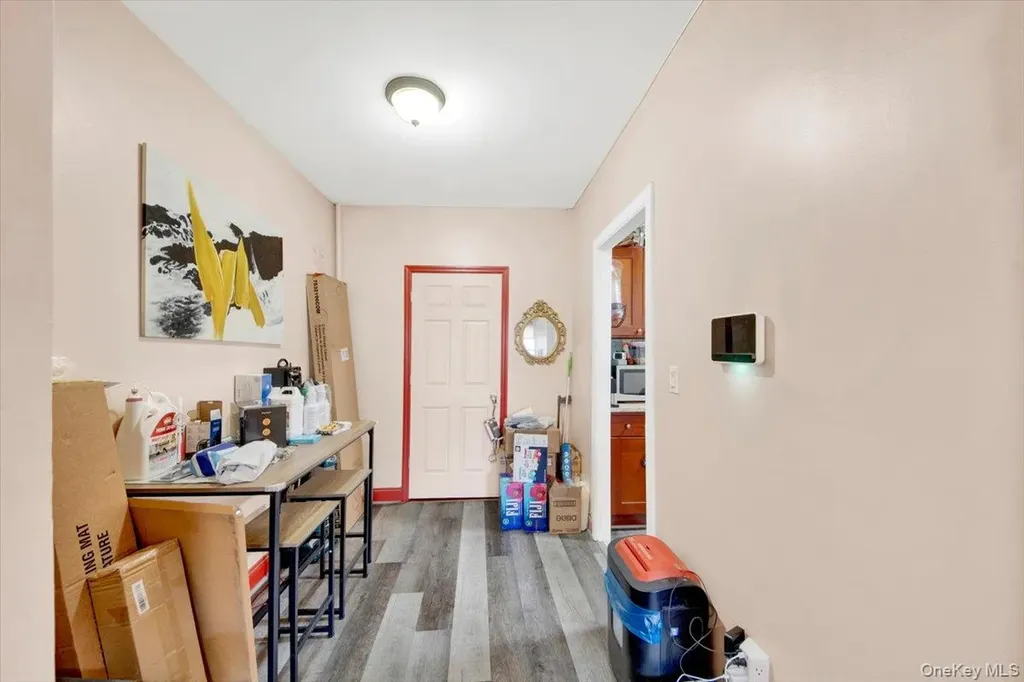764 E 230th Street Bronx NY 10466