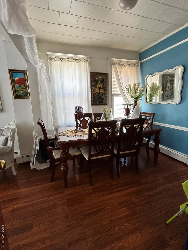 82 Burhans Avenue Yonkers NY 10701