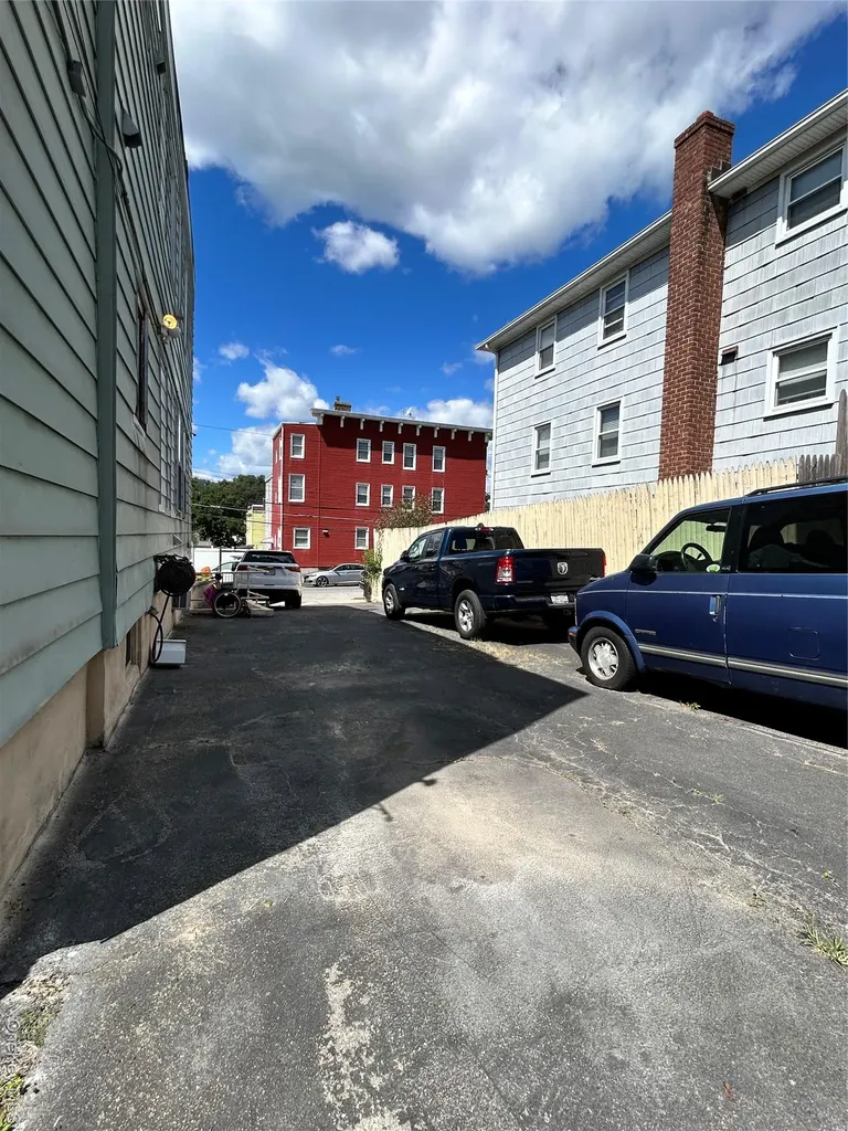 82 Burhans Avenue Yonkers NY 10701