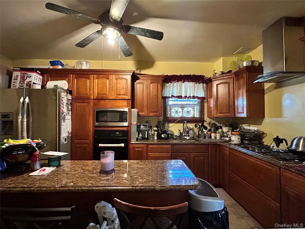 82 Burhans Avenue Yonkers NY 10701