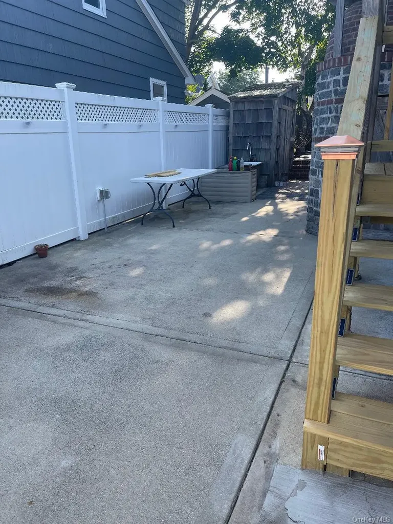 265 Edwards Boulevard Long Beach NY 11561