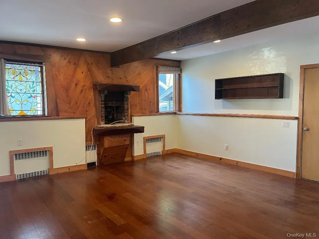 265 Edwards Boulevard Long Beach NY 11561