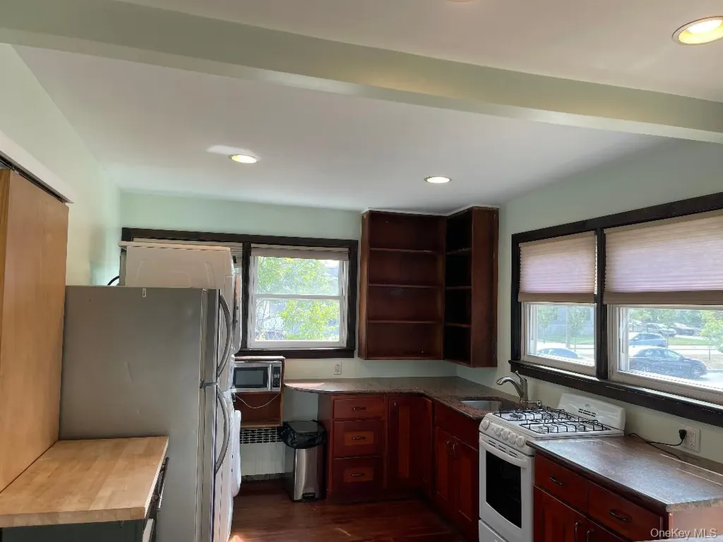 265 Edwards Boulevard Long Beach NY 11561