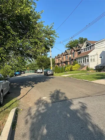 52 Pleasant Street Staten Island NY 10308