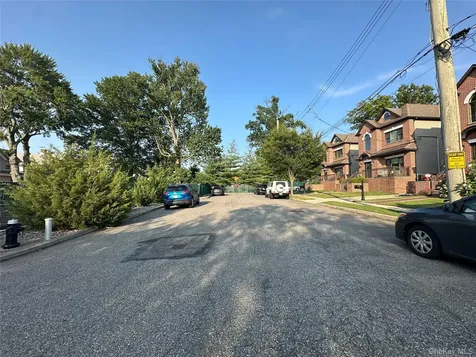 52 Pleasant Street Staten Island NY 10308