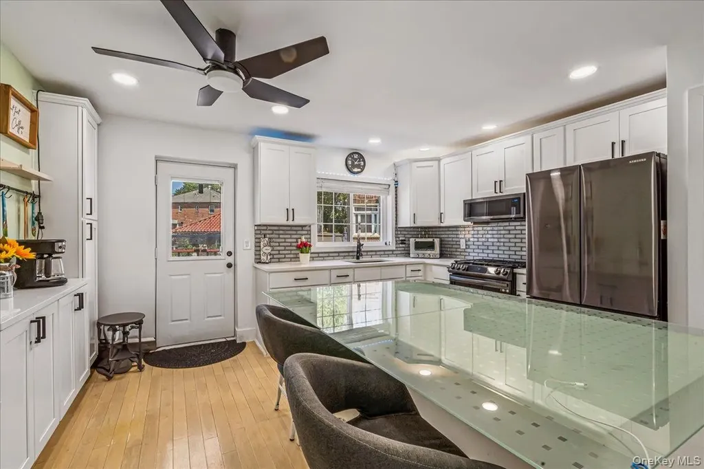 1904 Bronxdale Avenue Bronx NY 10462