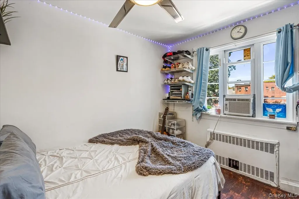 1904 Bronxdale Avenue Bronx NY 10462