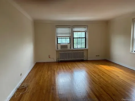 192 Garth Road Scarsdale NY 10583