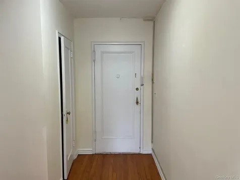 192 Garth Road Scarsdale NY 10583