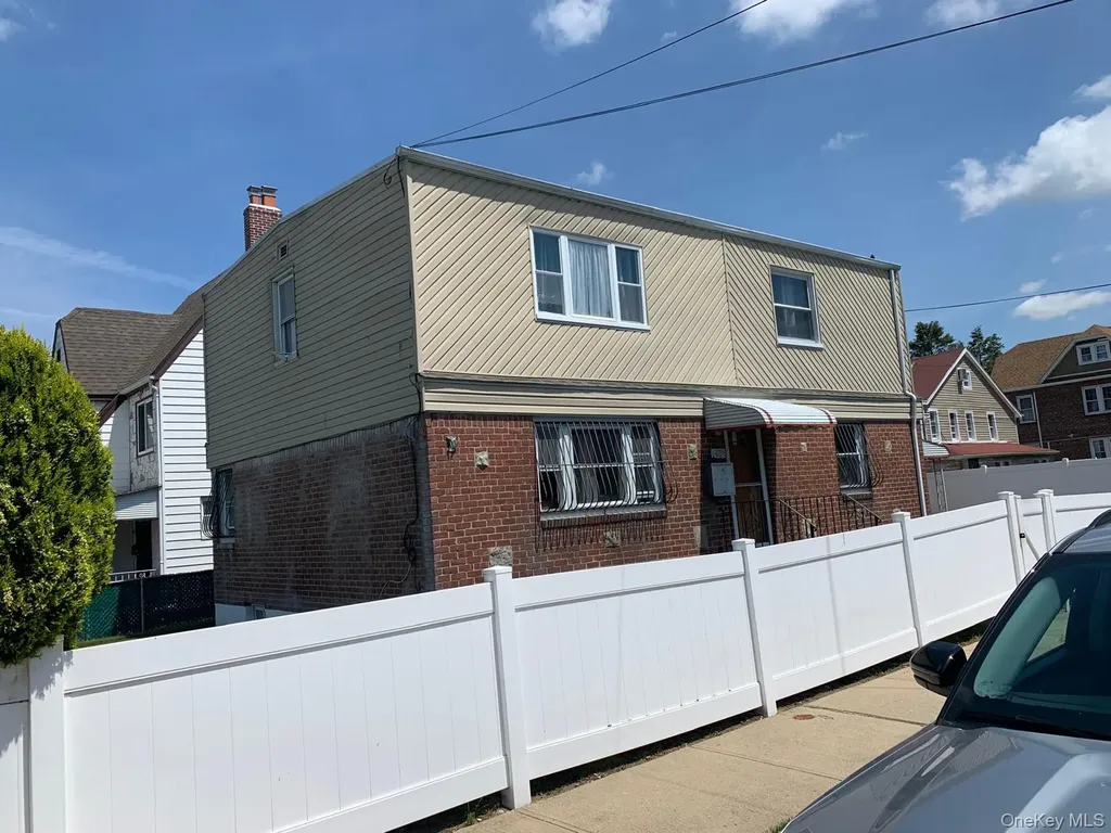 217-05 104th Avenue Queens Village NY 11429