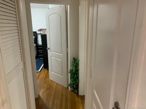 217-05 104th Avenue Queens Village NY 11429