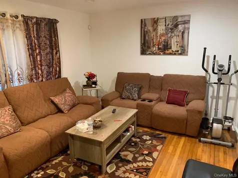 217-05 104th Avenue Queens Village NY 11429