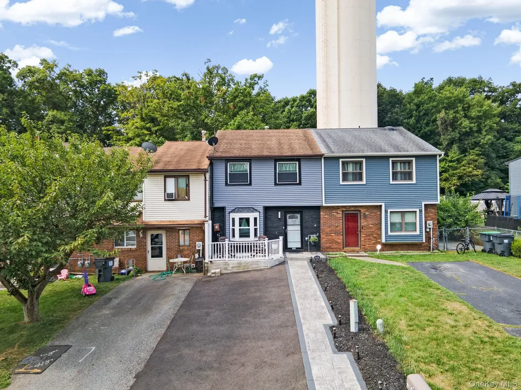 325 Rakov Road Maybrook NY 12543