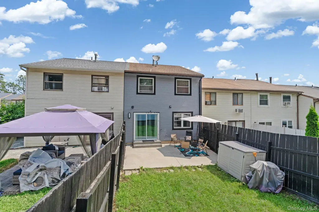 325 Rakov Road Maybrook NY 12543