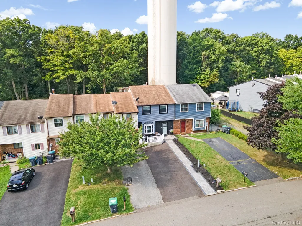 325 Rakov Road Maybrook NY 12543