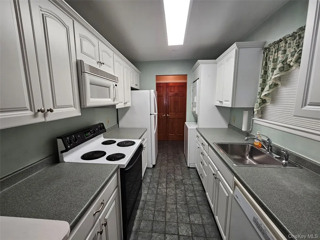 1 Loudon Drive Fishkill NY 12524