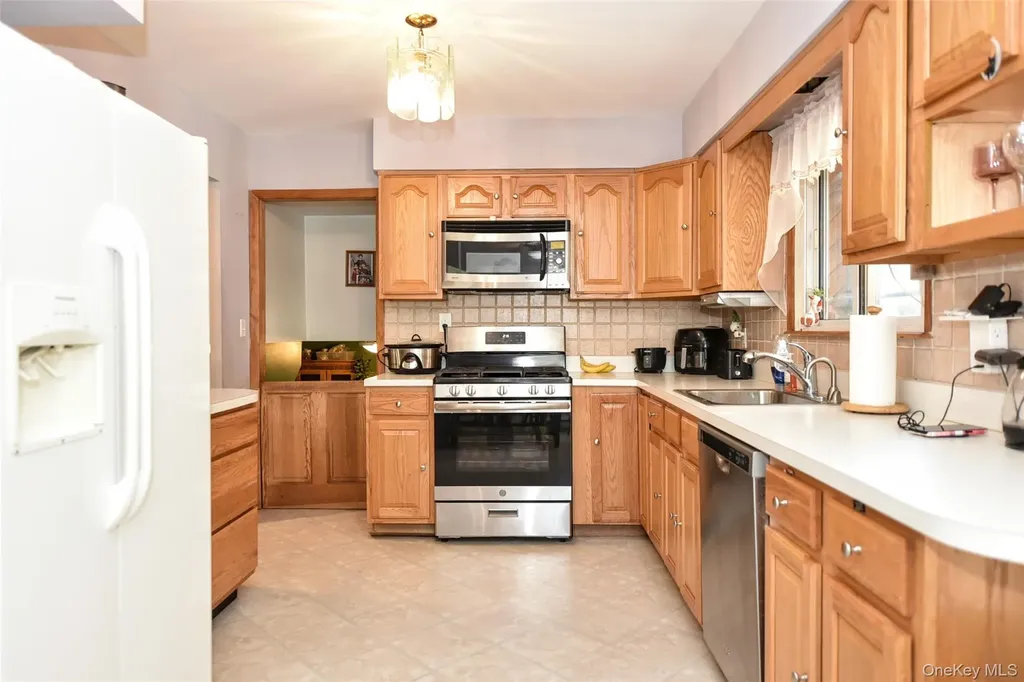 121 Hammond Road Thiells NY 10984