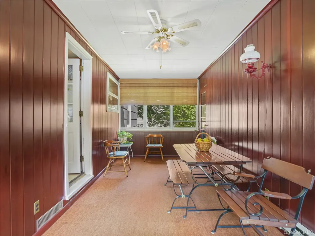 406 Warren Avenue Hawthorne NY 10532