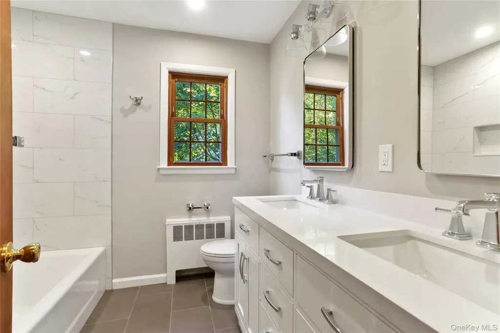 406 Warren Avenue Hawthorne NY 10532