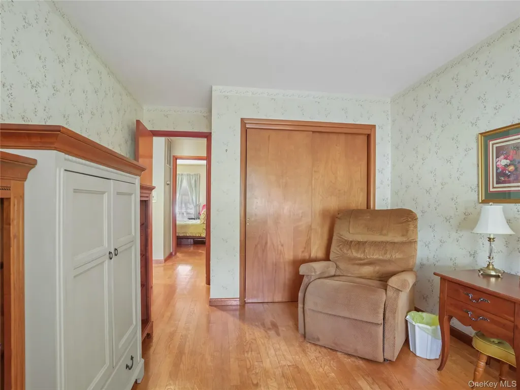 406 Warren Avenue Hawthorne NY 10532