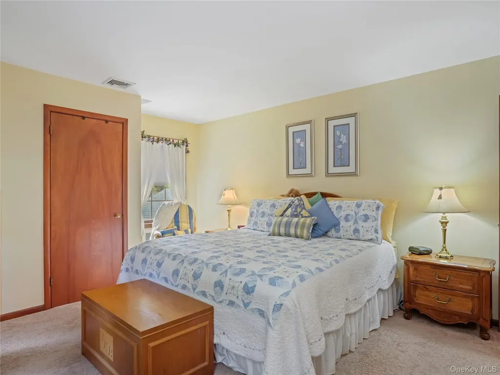 406 Warren Avenue Hawthorne NY 10532