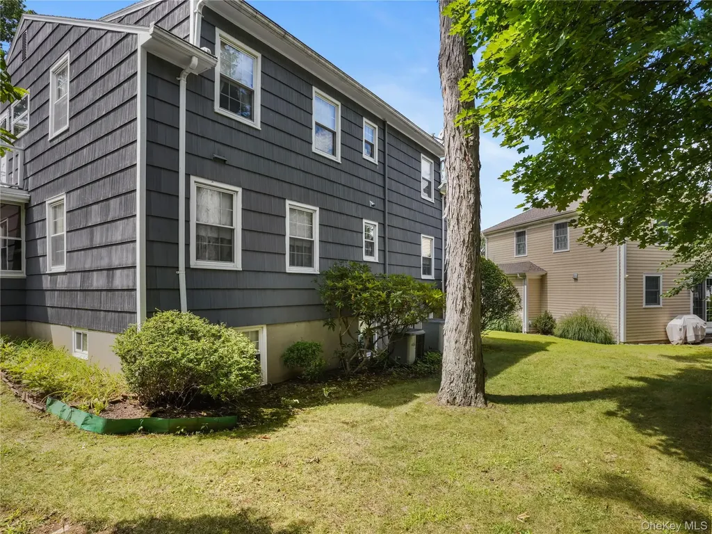 406 Warren Avenue Hawthorne NY 10532