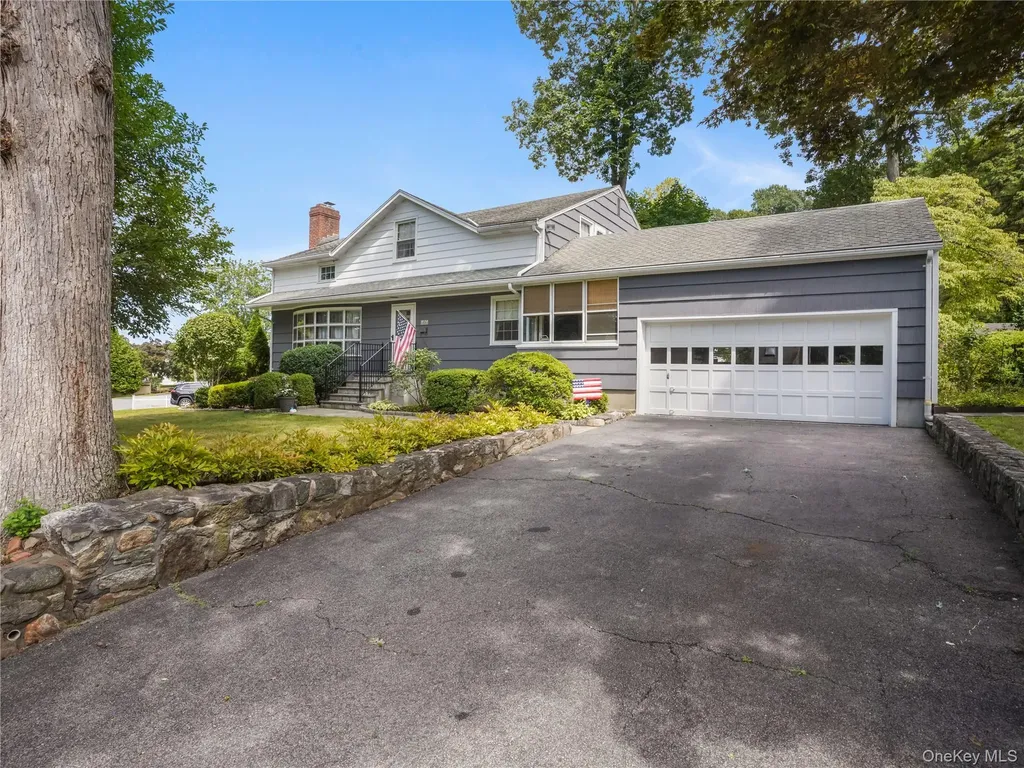 406 Warren Avenue Hawthorne NY 10532