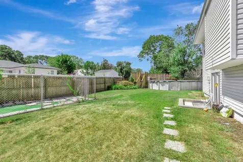 36 Happy Acres Drive Shirley NY 11967