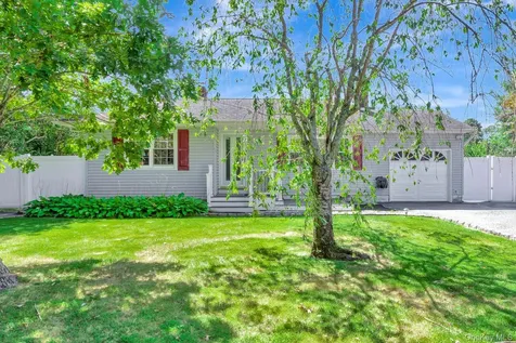 36 Happy Acres Drive Shirley NY 11967