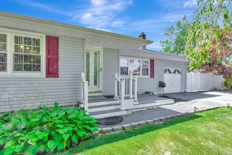 36 Happy Acres Drive Shirley NY 11967