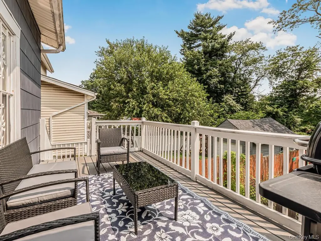 3992 Rombouts Avenue Bronx NY 10466