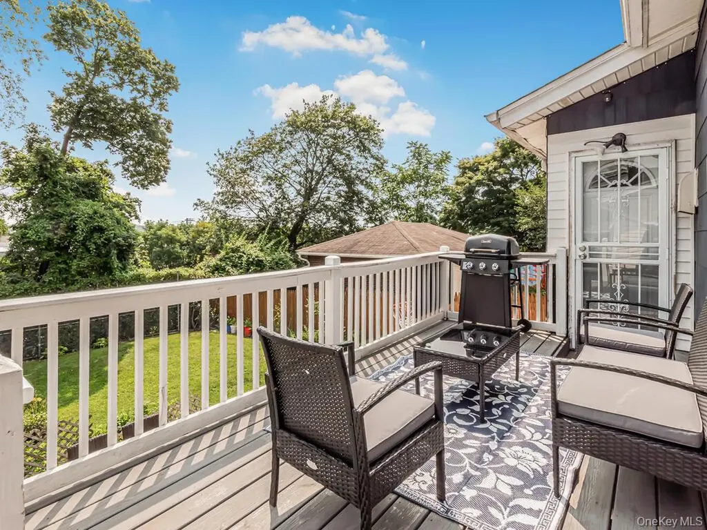3992 Rombouts Avenue Bronx NY 10466
