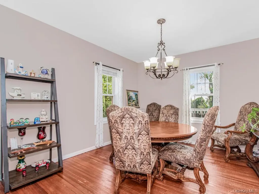 3992 Rombouts Avenue Bronx NY 10466
