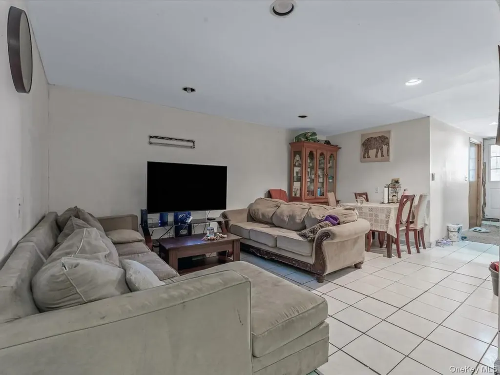 1062 Seneca Avenue Ridgewood NY 11385