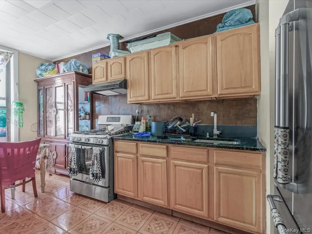 1062 Seneca Avenue Ridgewood NY 11385