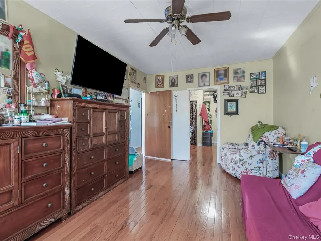 1062 Seneca Avenue Ridgewood NY 11385
