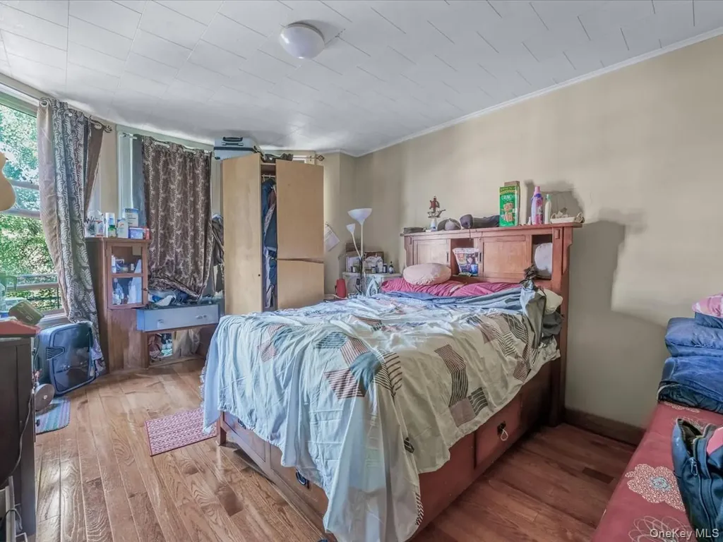 1062 Seneca Avenue Ridgewood NY 11385