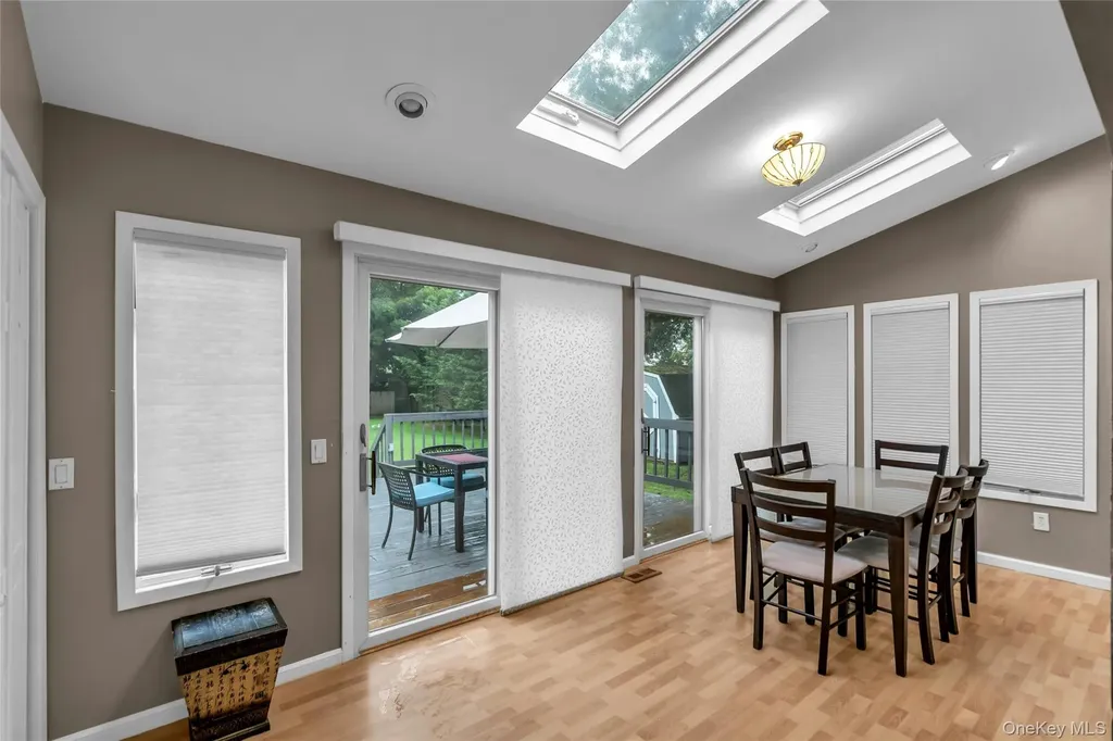 9 Maplelawn Drive Commack NY 11725