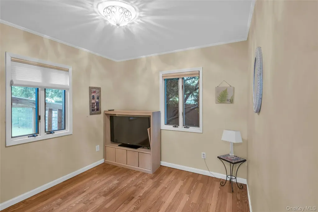 9 Maplelawn Drive Commack NY 11725