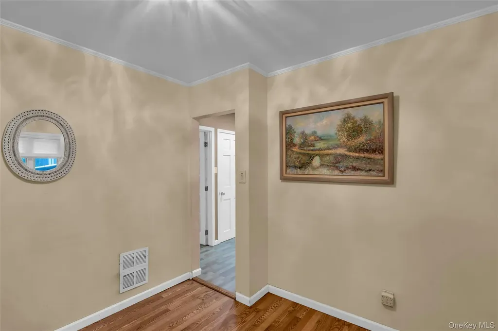9 Maplelawn Drive Commack NY 11725