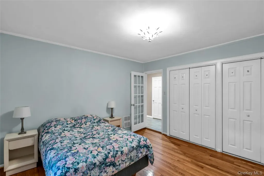 9 Maplelawn Drive Commack NY 11725
