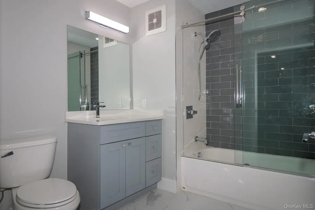 75 Circle Drive Central Islip NY 11722