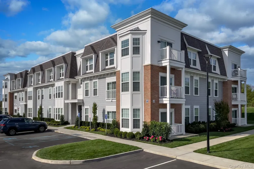 75 Circle Drive Central Islip NY 11722