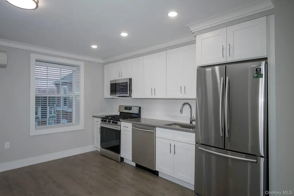 75 Circle Drive Central Islip NY 11722