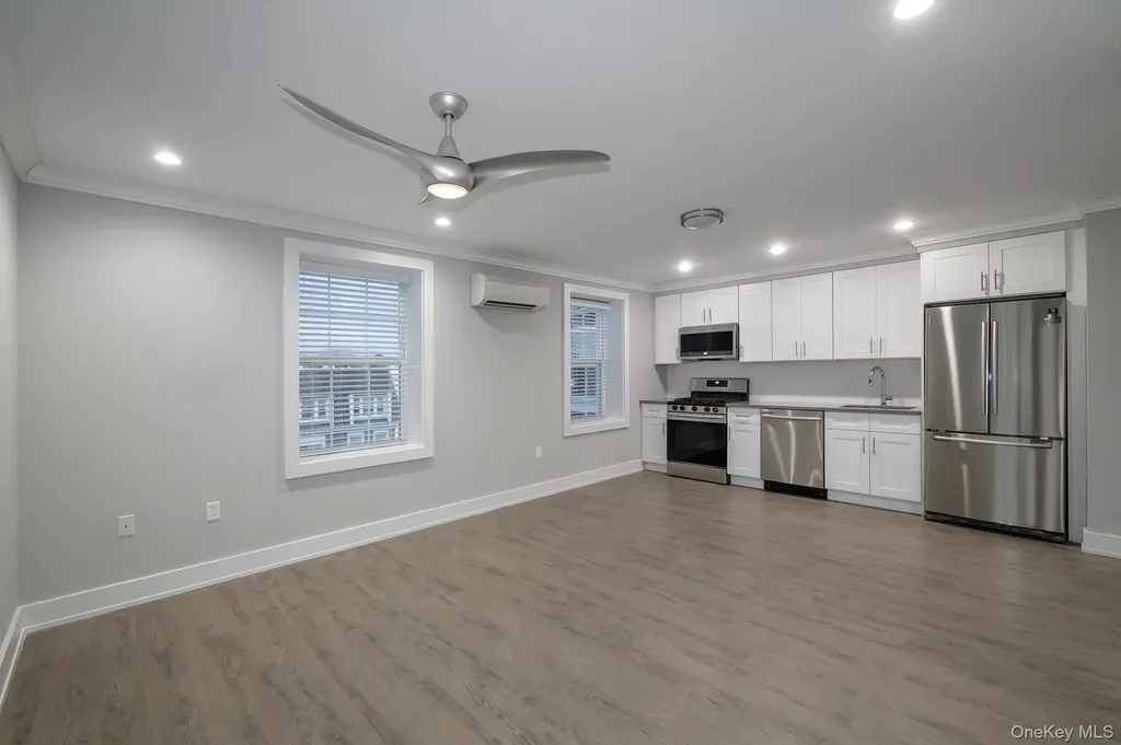 75 Circle Drive Central Islip NY 11722