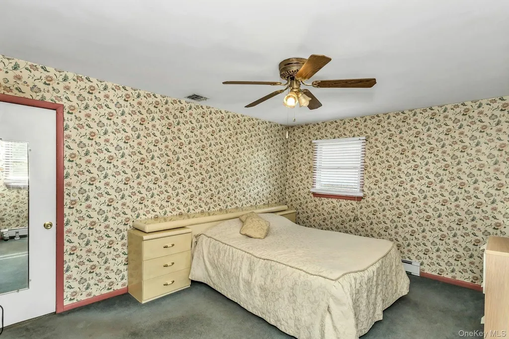 58 Pasadena Drive Plainview NY 11803