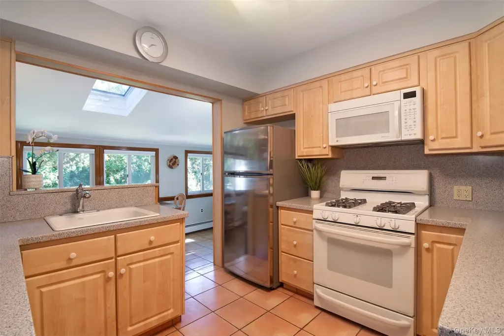 466 California Road Bronxville NY 10708