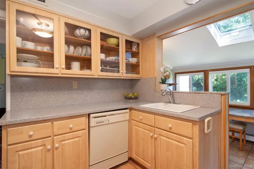 466 California Road Bronxville NY 10708